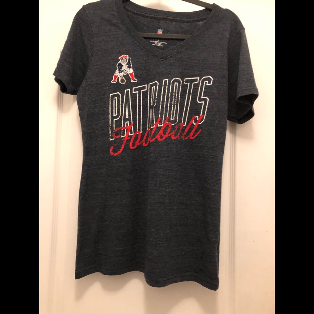 NFL patriots football t-shirt